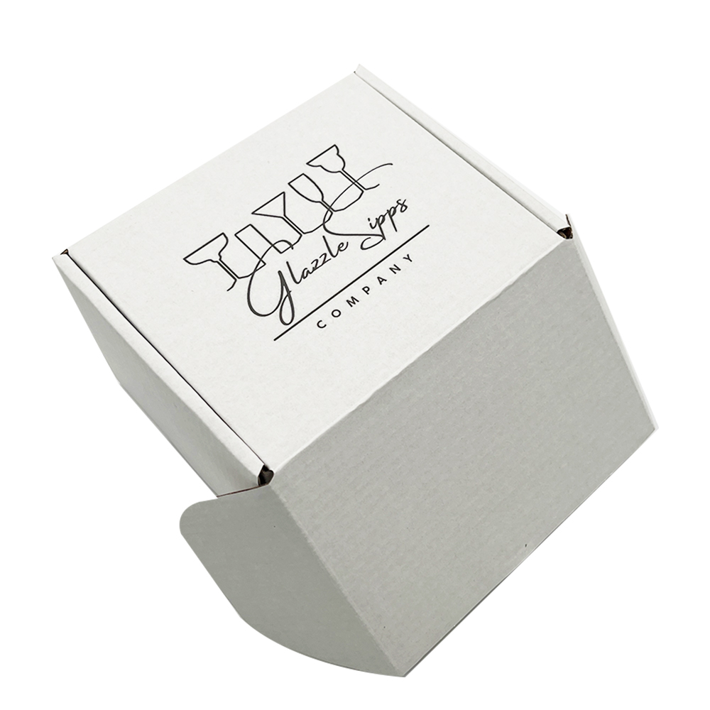 In Stock White Corrugated Medium Size Logistics Mailer Box for Gift Giving Direct Manufacturer