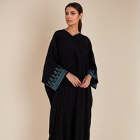 Abaya ouverte texturée premium Lilas Français ornée, robe de prière musulmane modeste avec hijab intégré, taille XS, en soie Nida