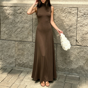 Robe maxi sans manches à col roulé de couleur unie, cintrée à la taille, extensible, style décontracté, élégante, polyvalente, confortable pour tous les jours - Product Image 4