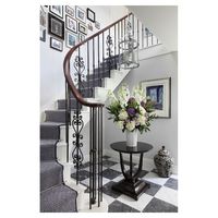 Fabricant d'escaliers Prima, escalier en spirale noir, escaliers utilisés en extérieur, escaliers en métal, escalier en forme de L