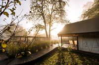 Tente de safari de luxe, glamping en plein air, hôtel imperméable, mini chalet en bois 5x7m