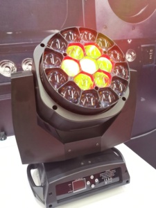 Big bee eye-haz de luz led RGBW, iluminación de escenario, 4 en 1, 15W, 19 unidades - Product Image 5