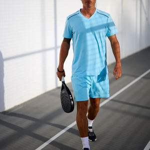 T-<span class=keywords><strong>shirt</strong></span> vierge à col en V pour entraînement extérieur <span class=keywords><strong>de</strong></span> performance OEM personnalisé T-<span class=keywords><strong>shirt</strong></span> <span class=keywords><strong>de</strong></span> <span class=keywords><strong>tennis</strong></span> <span class=keywords><strong>de</strong></span> <span class=keywords><strong>table</strong></span> <span class=keywords><strong>de</strong></span> sport - Product Image 4