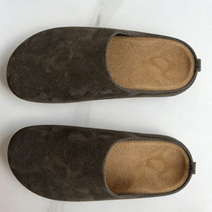 Chaussons en fourrure personnalisés OEM ODM avec logo, taille 35-40, en <span class=keywords><strong>mohair</strong></span>, à enfiler, antidérapants, pour femmes, en poils de vache, mules décontractées - Product Image 2