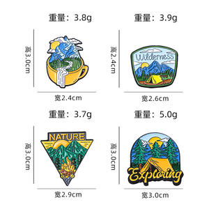 Outdoor Camping Abzeichen Reise Gedenk Souvenir Brosche Kreative Persönlichkeit Natur Erkundung Weiche Emaille Anstecknadel - Product Image 2