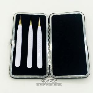 แหนบต่อขนตาปลายแหลม สีขาวและสีทอง แหนบต่อขนตาแบบกำหนดโลโก้ได้ - Product Image 2