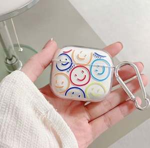 Funda de lujo para auriculares con cadena de cuentas de muñeca para <span class=keywords><strong>Airpods</strong></span> 3 Funda de TPU suave luminosa para Airpod <span class=keywords><strong>Pro</strong></span> 2 Fundas - Product Image 2