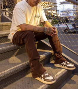 Pantaloni sportivi da uomo pantaloni sportivi in cotone tute da uomo con Logo personalizzato in velluto a coste pantaloni a zampa d'uomo - Product Image 3