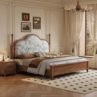 Neues Chinesisches Vintage Massivholz-Plattformbett, Gewölbtes Blumenmuster Stoffbezogenes Kopfteil Gaslift-Stauraumbett für Schlafzimmer