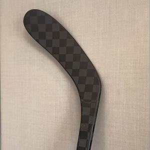 Bâton de hockey en fibre de carbone de haute qualité pour juniors et seniors, pour le hockey sur glace et sur gazon - Product Image 1