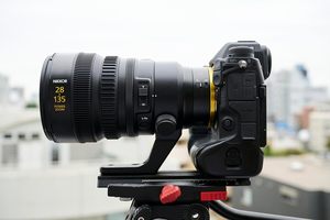 Objectif vidéo professionnel plein format NIKKOR Z 28-135mm F/4 pour appareils photo hybrides de la série Z |   Objectif vidéo Nikon série Z fabriqué en Chine - Product Image 5