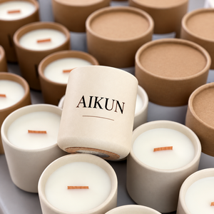 Bougie parfumée Aikun en pot rond avec couvercle, marque privée, boîte personnalisée avec marquage en relief, service OEM ODM pour la vente au détail en boutique - Product Image 2
