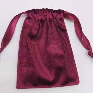Pochette en velours doux avec cordon de serrage et logo personnalisé, sac à bijoux en suède avec pompon, emballage cadeau recyclable et écologique - Product Image 3
