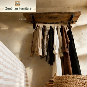 Porte-vêtements mural en bois massif, style minimaliste, pour chambre à coucher, pour enfants - Product Image 3