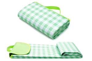 Mantas de Picnic Plegables con Rayas Verdes y Blancas de 57"x71", Alfombra Impermeable para Exteriores, Manta Práctica para Acampar en Primavera y Verano - Product Image 6