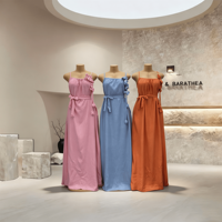 Nouvelle Robe de Soirée Tendance 2026 – Élégante Robe de Fête d'Été Sans Manches à Bretelles Dos Nu Couleur Unie avec Fleurs 3D pour Banquet
