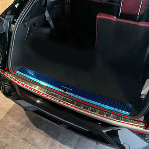 OEM d'accessoires extérieurs de chrome d'acier inoxydable d'automobile pour la garde arrière de l'<span class=keywords><strong>Audi</strong></span> <span class=keywords><strong>Q6</strong></span> <span class=keywords><strong>2022</strong></span> - Product Image 2