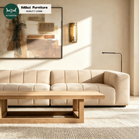 Canapé modulaire de luxe sur mesure pour salon, en tissu, avec structure en bois massif et coussins moelleux pour villa
