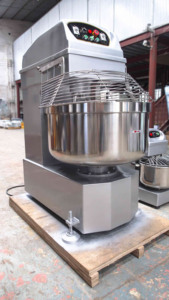 듀얼 모터 이중 속도 산업용 반죽 믹서기 광저우 공장 130L 50kg 상업용 스파이럴 믹서 - Product Image 4