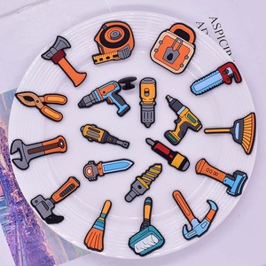 Nouveau design de breloques de luxe pour enfants, en PVC souple, sur le thème des boissons (bière, bouteille), pour bracelets et chaussures <span class=keywords><strong>Crocs</strong></span>, vente en gros - Product Image 3