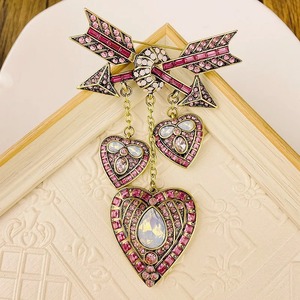 Ngành công nghiệp nặng dát CUPID của mũi tên Trâm cổ vàng rhinestone hình trái tim quần áo <span class=keywords><strong>Pin</strong></span> - Product Image 4