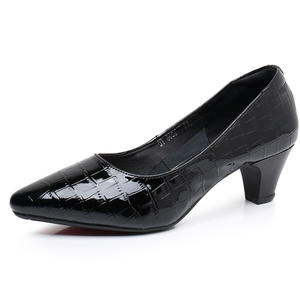 Escarpins en cuir de vache véritable au design élégant pour femmes, chaussures à talon attrayant à semelle souple avec fermeture à enfiler pour l'été et l'automne - Product Image 1