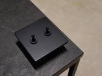 Prise murale minimaliste anti-traces de doigts en acier inoxydable noir mat, taille 86, interrupteurs multi-gang pour projets de construction résidentielle