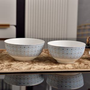 ชุดอาหารค่ำหรูหรา 24 ชิ้น รุ่นรัสเซียนรอยัลสตาร์คลาสสิค สีฟ้าอ่อน สไตล์มินิมอล ทำจากเซรามิกเนื้อกระดูก สำหรับงานแต่งงาน ใช้ในบ้าน และโรงแรม - Product Image 3