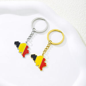 Venta al por mayor estilo étnico de acero inoxidable Billy mapa bandera colgante llavero oro país bandera joyería en material de aleación - Product Image 4