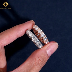 Anillo de Eternidad de Plata 925 Chapado en Oro para Mujer, con Moissanita Certificada GRA, Corte Brillante y Engaste de Garras, Joyería de Moda - Product Image 6