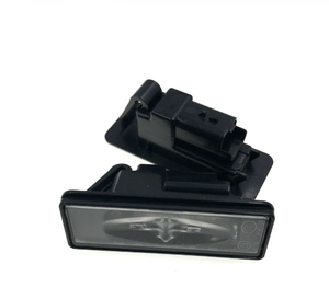 Luce Targa LED per Ricambi Auto 6340G3 6340F0 per Peugeot 2008 301 308 408 3008 508 <span class=keywords><strong>Citroen</strong></span> C3 C4 C5 DS4 <span class=keywords><strong>DS5</strong></span> - Product Image 2