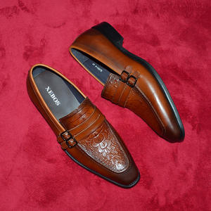 Mocasines casuales personalizados de alta calidad hechos de cuero de vaca de alta calidad zapatos de lujo para hombres - Product Image 6