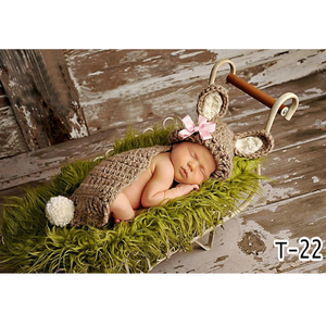 <span class=keywords><strong>Ropa</strong></span> de bebé hecha a mano más vendida: conejito blanco y conejo gris para bebés. Se incluyen fotografías de recién nacidos y bebés. - Product Image 6