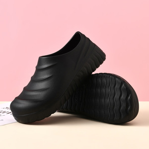 Sandales compensées pour femmes, couleur kaki, talon de 4 cm, antidérapantes, imperméables, résistantes à l'huile, confortables et souples, idéales pour le personnel de cuisine - Product Image 2