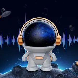 2023 Nieuwe Draadloze Coole Mini Astronaut Speaker Led Lights Effect Binnen En Buiten Gaming Speaker