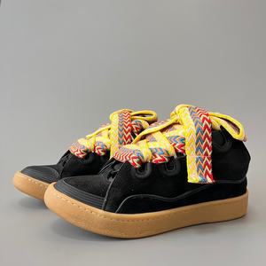 รองเท้าเดินสบายสำหรับผู้หญิง ดีไซน์ยอดนิยม พร้อมพื้นรองรับแรงกระแทก สายรัดปรับได้ ใช้งานได้หลากหลาย สีสันหลากหลาย - Product Image 1