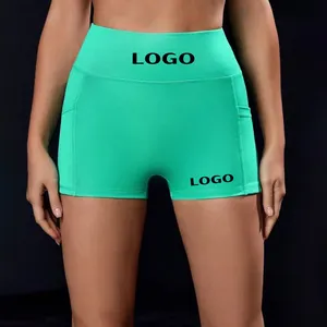 Logo personnalisé Shorts de sport pour femmes Scrunch Butt Tummy Control Leggings courts solides Shorts de yoga adaptés à la peau