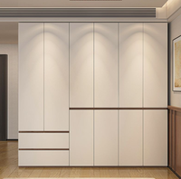 Armoire modulable pour usage domestique
