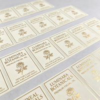 Autocollants adhésifs personnalisés en rouleau de papier mat doré, imperméables, forte adhérence, pour bouteilles de cosmétiques et d'huiles essentielles de luxe, numériques