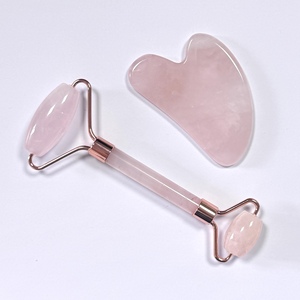 Herramientas de belleza para el cuidado de la piel para mujeres, regalo promocional, rodillo facial de cuarzo rosa y jade, masajeador facial. - Product Image 4