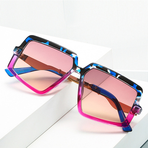 Women's 2026 Lightweight Metal <b>Square</b> Full Rim Transparent Vintage Tortoiseshell Red Fashion <b>Sunglasses</b> UV400 PC Block Design - Product Image 2