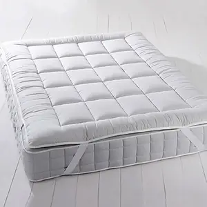 Rahat yatak koruyucu örtü yatak topper mikrofiber kumaş kapitone kraliçe yatak pedi