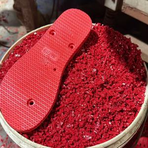 Gránulos de PVC Amarillo, Materia Prima Virgen y Reciclada, Masterbatch, Residuos para Suelas de Zapatos, Pantuflas, Tuberías, Aislamiento de Cables, Juguetes, Precio de Fábrica - Product Image 6