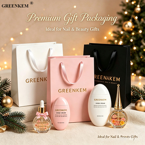 Coffret Cadeau Luxe Personnalisé pour Soins des Mains : Crème pour les Mains, Huile pour Cuticules, Ruban en Soie, Sac Cadeau en Papier, Kit de Manucure – Idéal pour Noël - Product Image 1