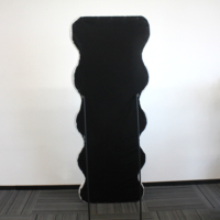 Miroir sur Pied Ondulé Blanc 63''x23'' en Polaire Peluche Effet Bois, Pleine Longueur avec Forme Symétrique