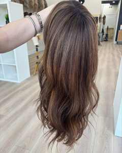 Perruque en dentelle de luxe de qualité supérieure, cheveux vierges européens personnalisés, couleur brun balayage, avec filet en diamant pour femmes souffrant de perte de cheveux - Product Image 2