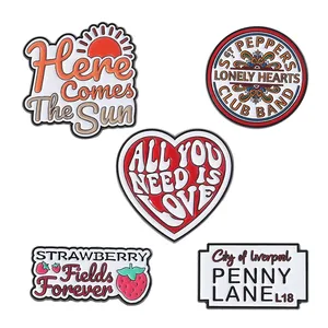 Broches <span class=keywords><strong>de</strong></span> esmalte <span class=keywords><strong>de</strong></span> la banda <span class=keywords><strong>de</strong></span> pop rock inglesa con forma <span class=keywords><strong>de</strong></span> corazón <span class=keywords><strong>de</strong></span> fresa y letras <span class=keywords><strong>de</strong></span> <span class=keywords><strong>canciones</strong></span>, insignias <span class=keywords><strong>de</strong></span> solapa, regalo <span class=keywords><strong>de</strong></span> joyería para fans - Product Image 2