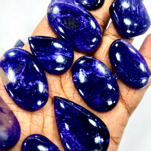 Sodalite bleue cabochon, pierres précieuses en vrac, formes et tailles variées, 20-40 mm, pierres précieuses naturelles en vrac pour la création de bijoux - Product Image 1