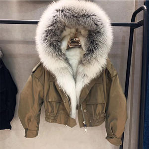 Parka da Donna di Ultima Tendenza Foderato in Vera Pelliccia di <span class=keywords><strong>Volpe</strong></span> Modello Corto - Product Image 5