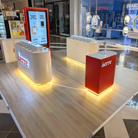 Einzelhandels-Parfümkiosk zum Verkauf 10x10ft Holzgefertigter Pop-up-Shop-Display IZEXPO Hochwertiger Maßgefertigter Pop-up-Store-Display